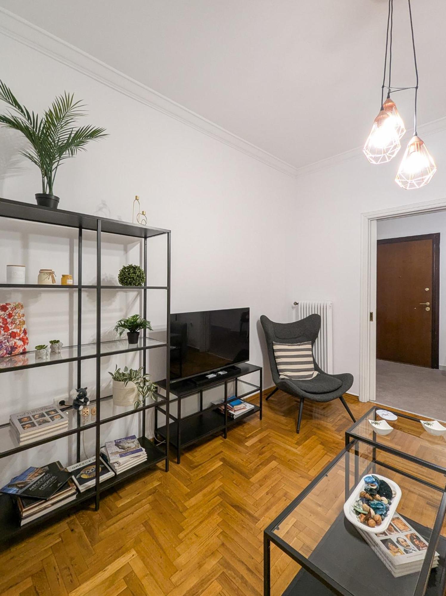 Spacious Apt For 5 Guests Next To Acropolis&Metro Athens Exterior photo